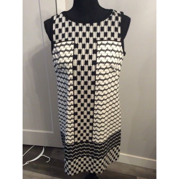 London Times Black White Print Sleeveless Dress Size 8 Stretch - Picture 1 of 5